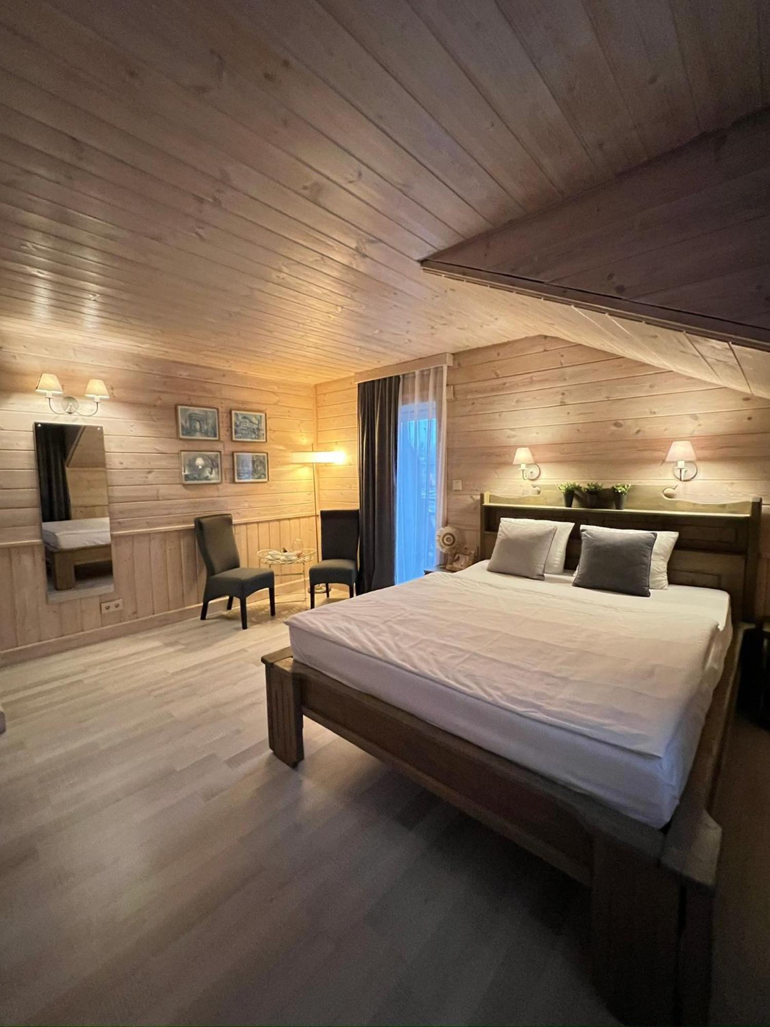 Agate Hotel Ozolnieki Екстериор снимка