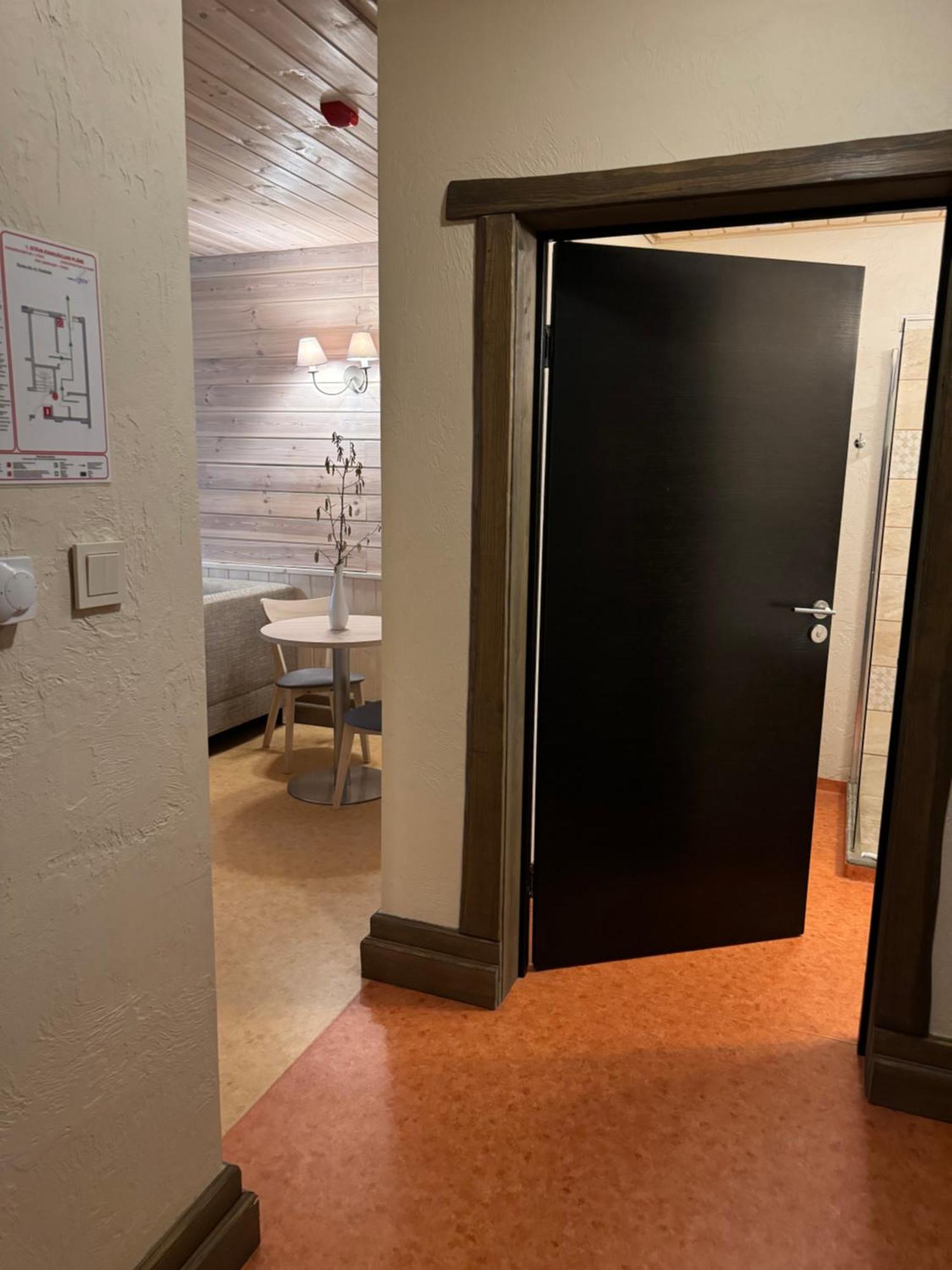 Agate Hotel Ozolnieki Екстериор снимка